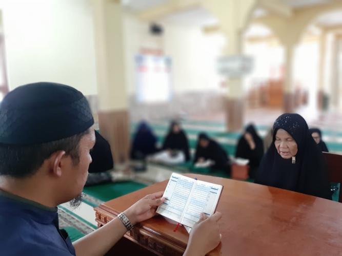 Menghafal di Usia Senja